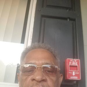 Meet your Posher, Barry